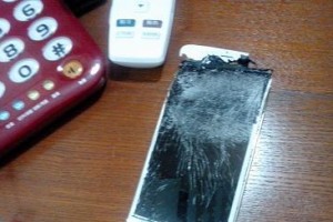 手机摔坏怎么办,手机摔坏后的应急处理指南