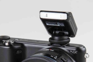 三星相机NX300的性能和功能介绍