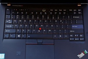 ThinkPad25（创新技术与传统设计完美融合，呈现卓越性能与优雅外观）