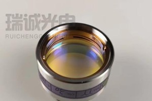 波导手机T9608（性能强悍，拍照出色，价格亲民，波导T9608成为年轻人的首选）