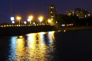 索尼夜景摄影的魅力（探索夜晚的神奇之美）