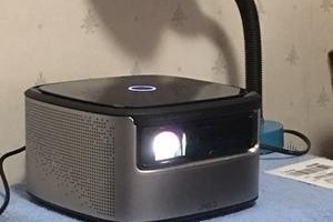 微型投影仪一千多的效果如何？（探索微型投影仪在不同场景下的表现及性价比分析）