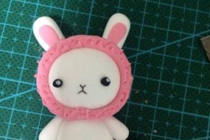 用彩泥手工打造独特平板电脑（发掘创意、开发潜能，打造属于你的平板电脑）