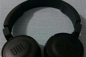 JBLS400BT无线耳机（JBLS400BT无线耳机的特点和用户体验）