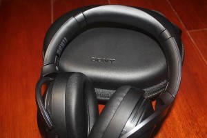 MDR-1000X（探索卓越音质与舒适度的完美结合）