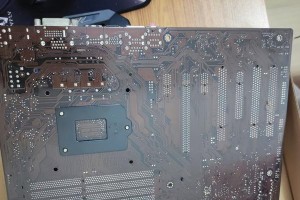 华硕B85装系统教程（教你如何使用华硕B85主板轻松安装操作系统）