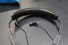 杰士耳机S4的性能评测（深入解析杰士耳机S4的音质、舒适度和设计特点）