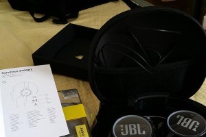 JBLS400BT（音质卓越，舒适度佳，适合多种场景使用）