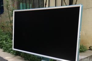 《探索23寸电脑显示屏的精彩世界》（解读23寸显示屏的尺寸、分辨率和色彩表现）